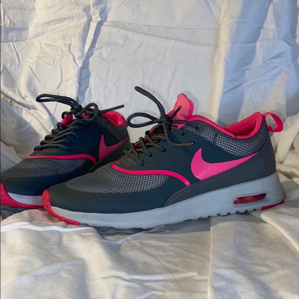 NIKE AIR MAC THEA SHOES